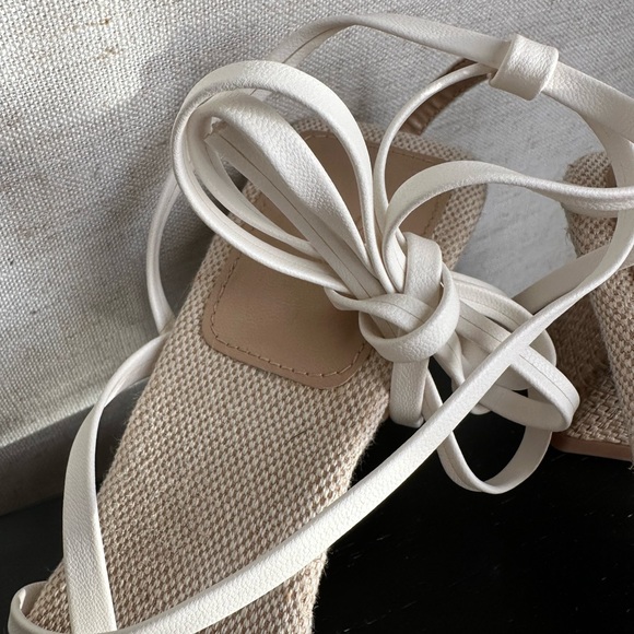 Open Toe Strap Heels - Picture 6 of 11